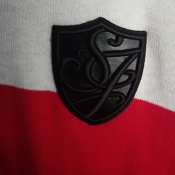 Sweater - Picture 4 of 4